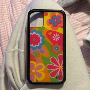 Wildflower Floral Pattern Phone Case - Multicolor